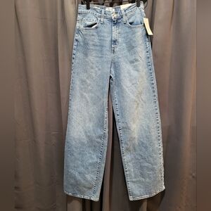 UNIVERSAL THREAD WOMEN'S HIGH WAISTED JEANS. SIZE 2/ NEW WITH TAG